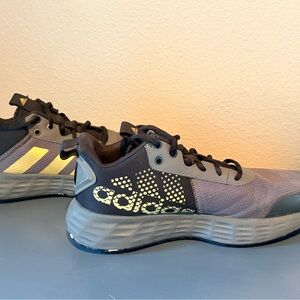 Adidas Men's Training Sneakers sz 8.5